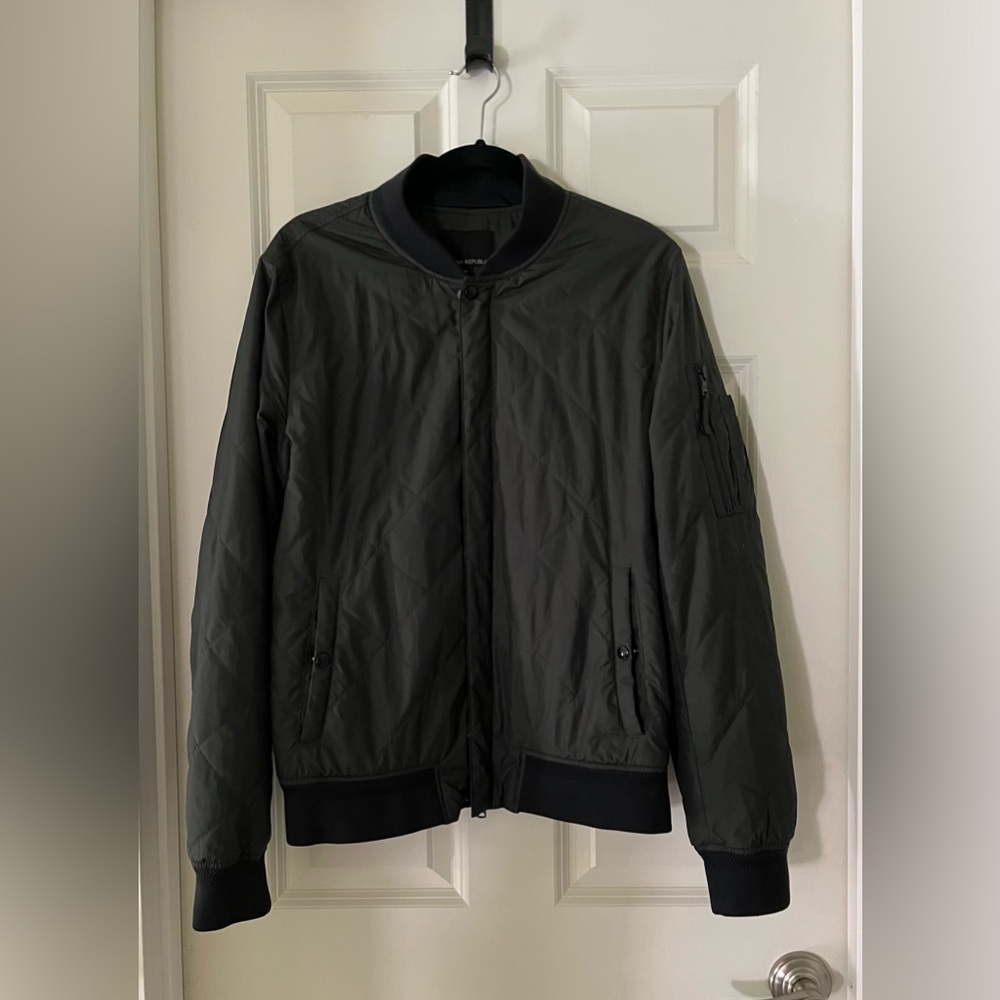 Banana Republic Motion Tech Bomber Jacket water resistant lightweight green